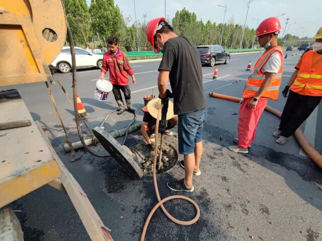 溪湖管道潜水封堵气囊